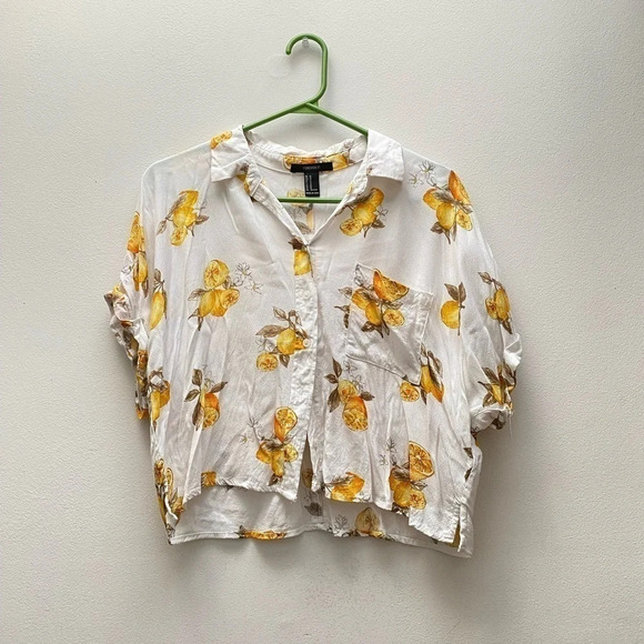 F21  - Yellow Citrus Orange Fruit Print Crop Top - Picture 2 of 6